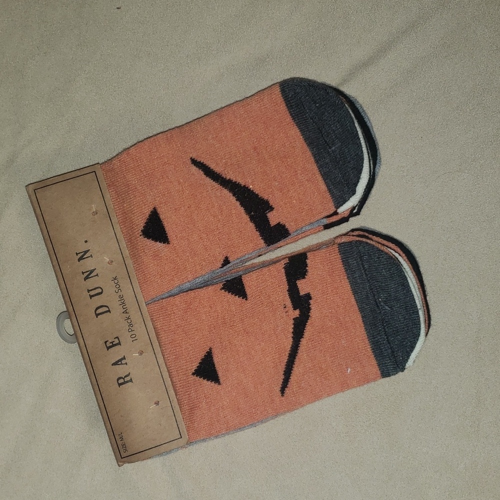 Socks - Picture 2 of 16